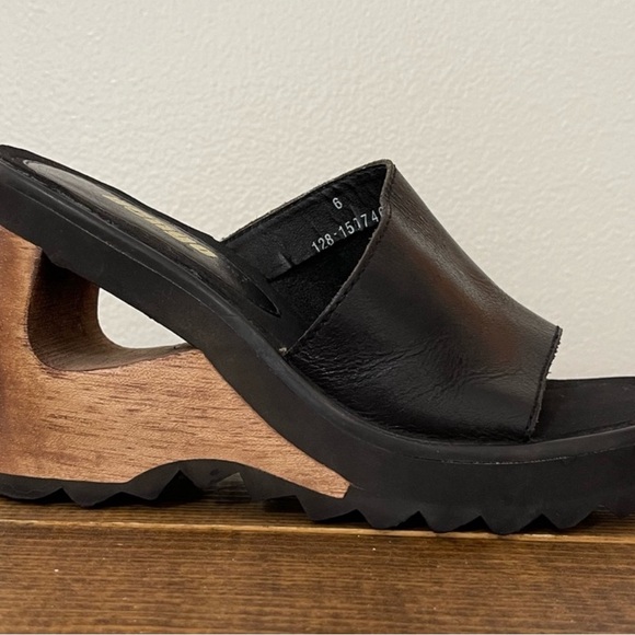 Bongo Vintage Women’s Black Leather Cut Out Wooden Heeled Wedge Shoe Size 6 - Picture 6 of 11
